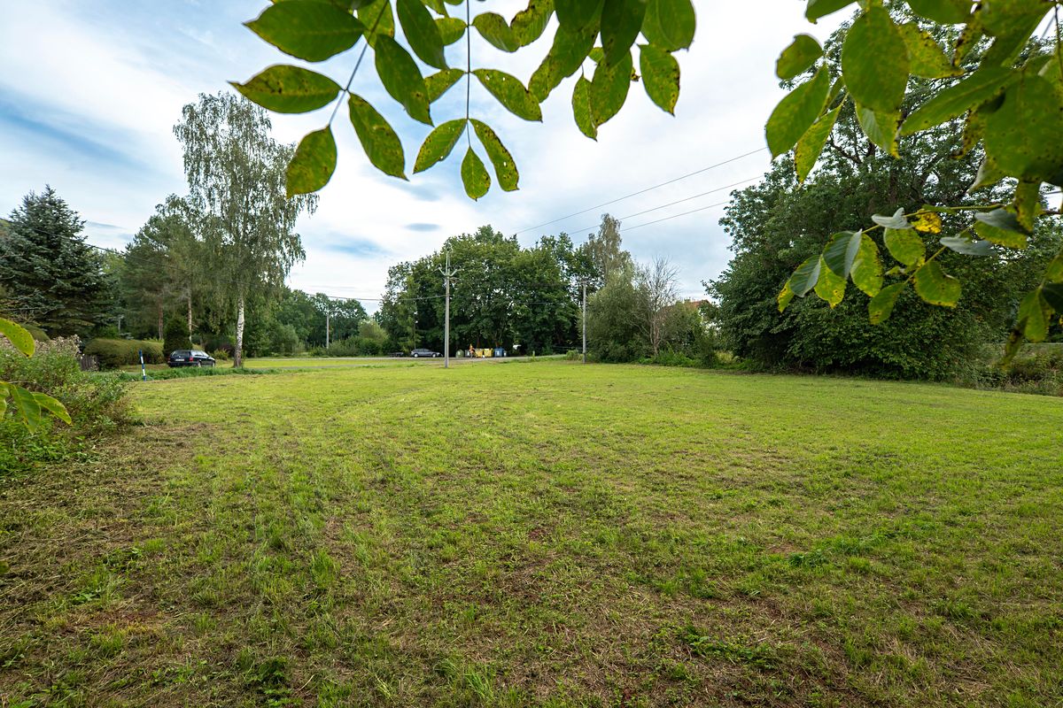 Prodej stavebního pozemku 1636 m² – fotografie 5