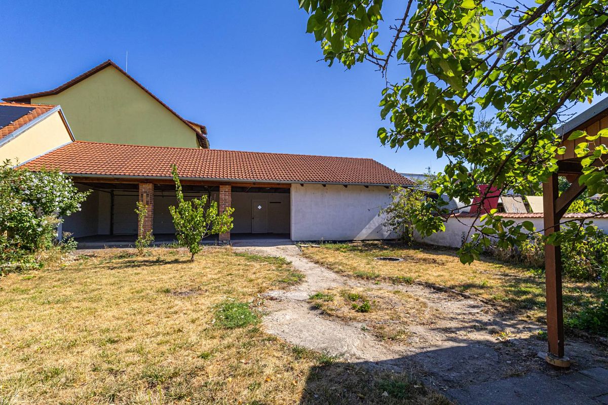 Prodej stavebního pozemku 320 m²