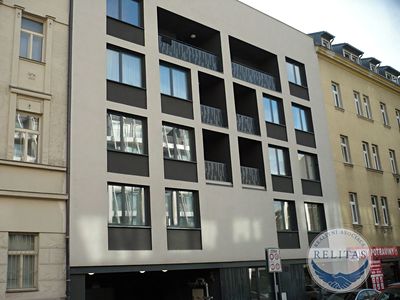 Prodej garážového stání 15 m²