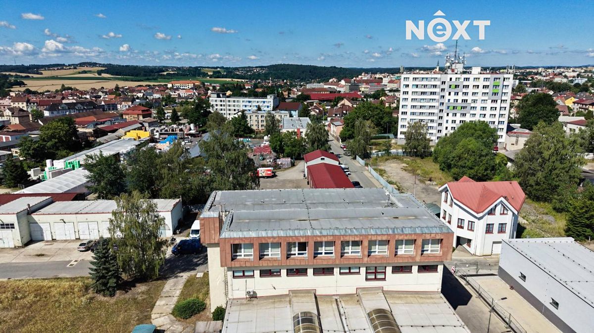 Prodej kanceláře 1640 m² – fotografie 2