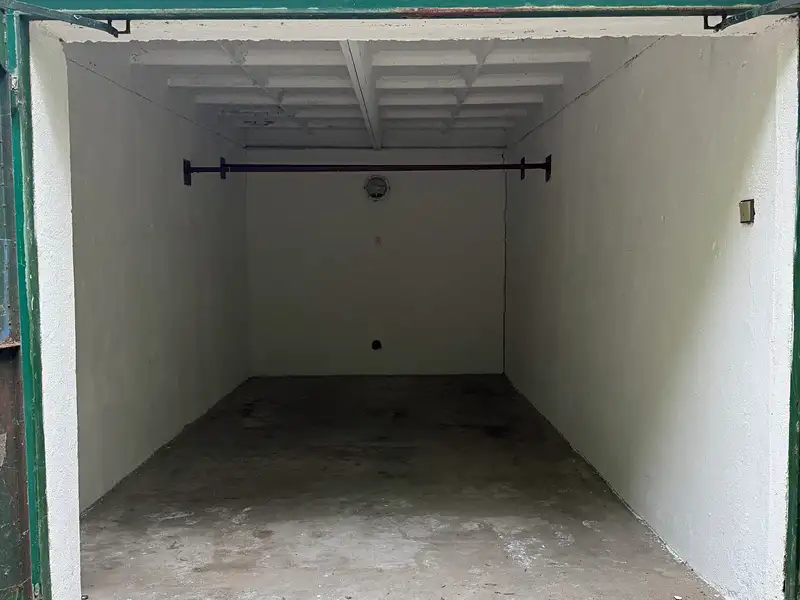 Pronájem garáže 21 m², Slaný – náhled fotky 2