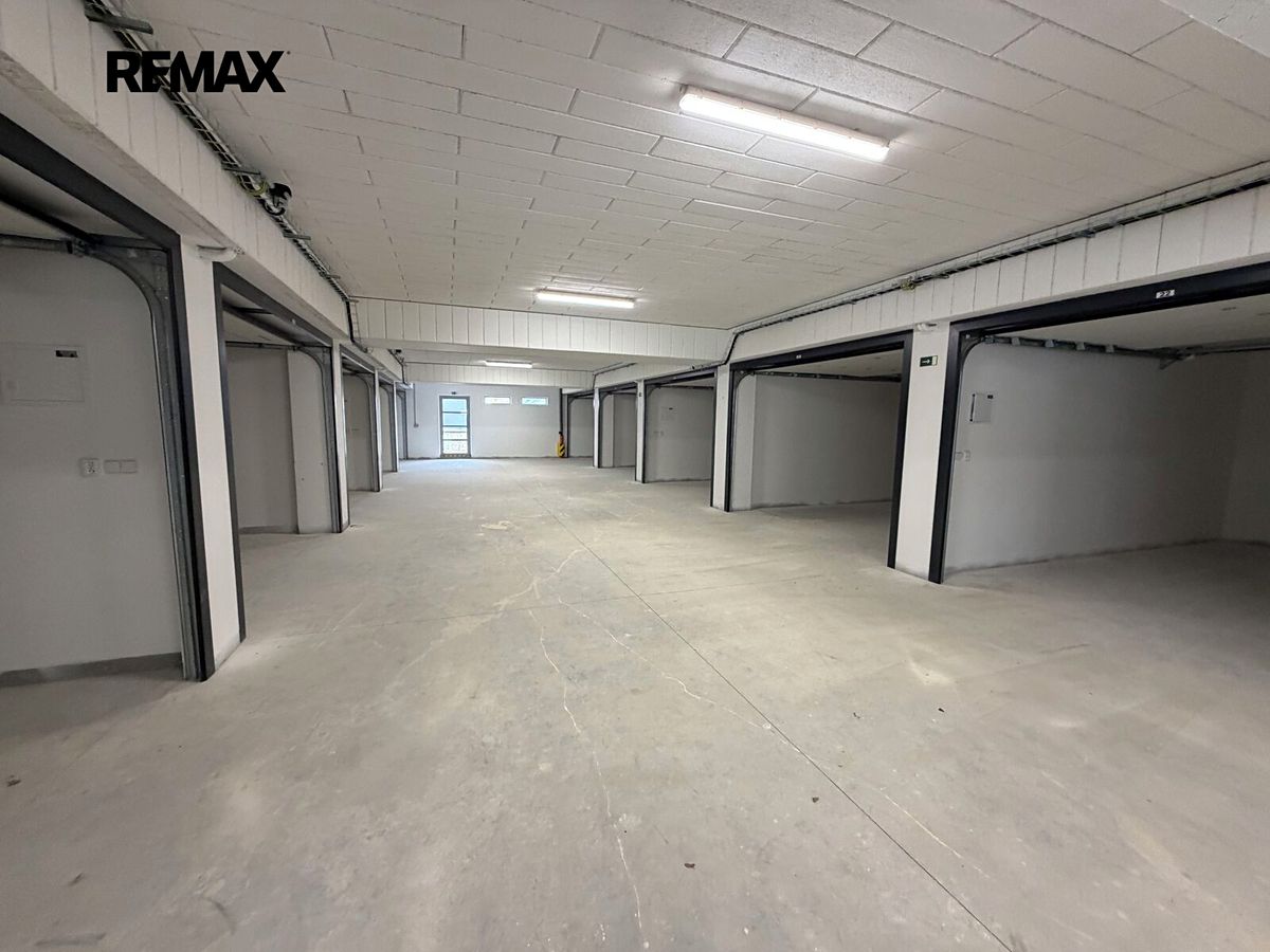 Pronájem garáže 21 m² – fotografie 4