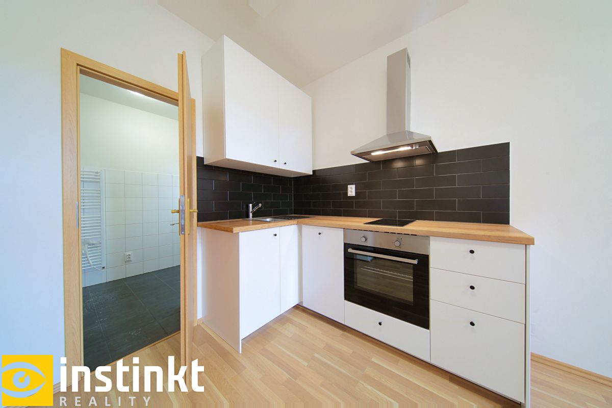 Pronájem bytu 1+kk 36 m²