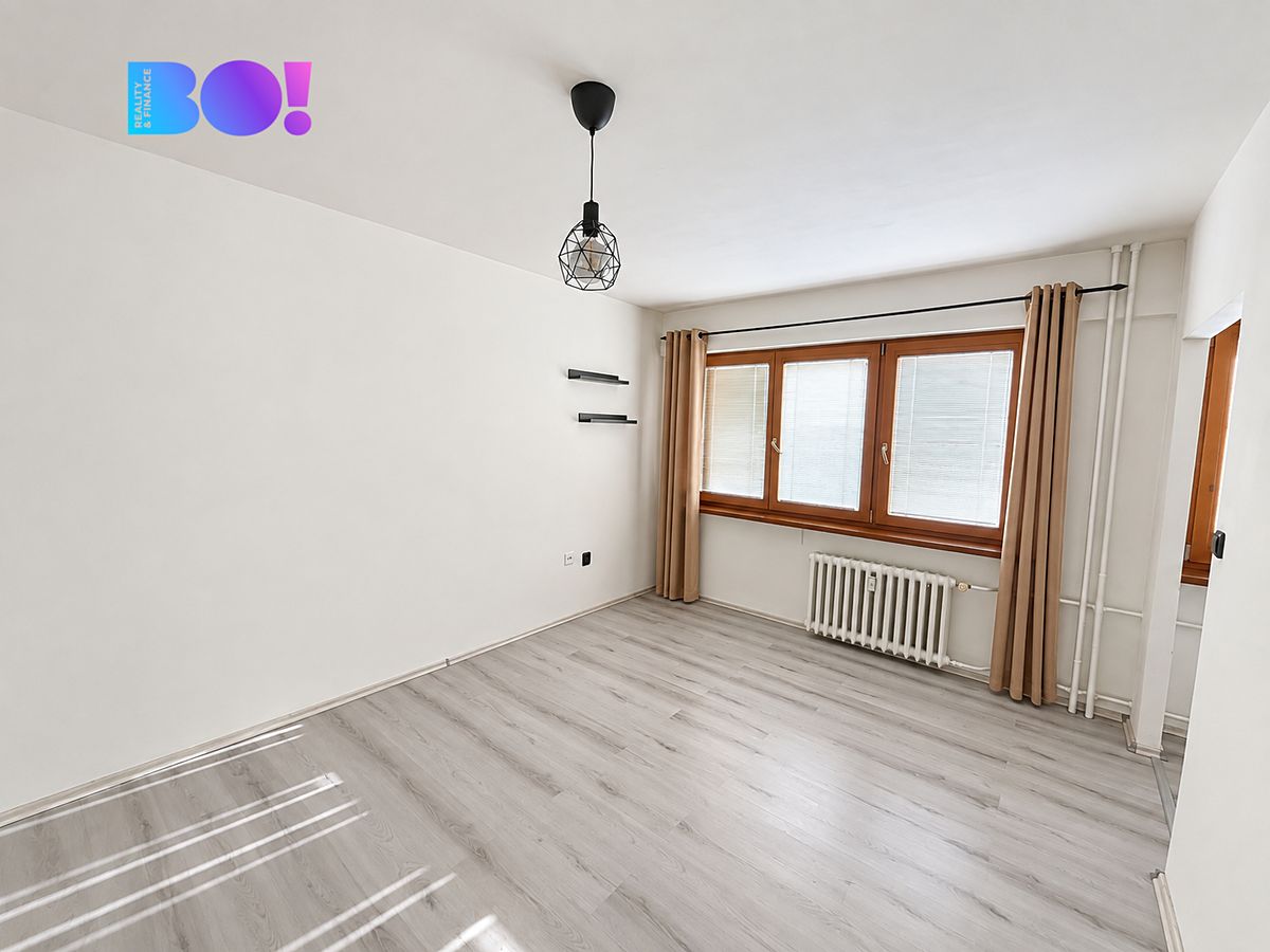 Pronájem bytu 1+kk 25 m² – fotografie 3