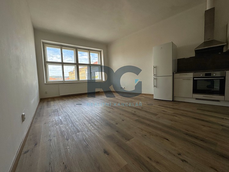 Квартира 1+kk в оренду, 35 м² (3 з 7)