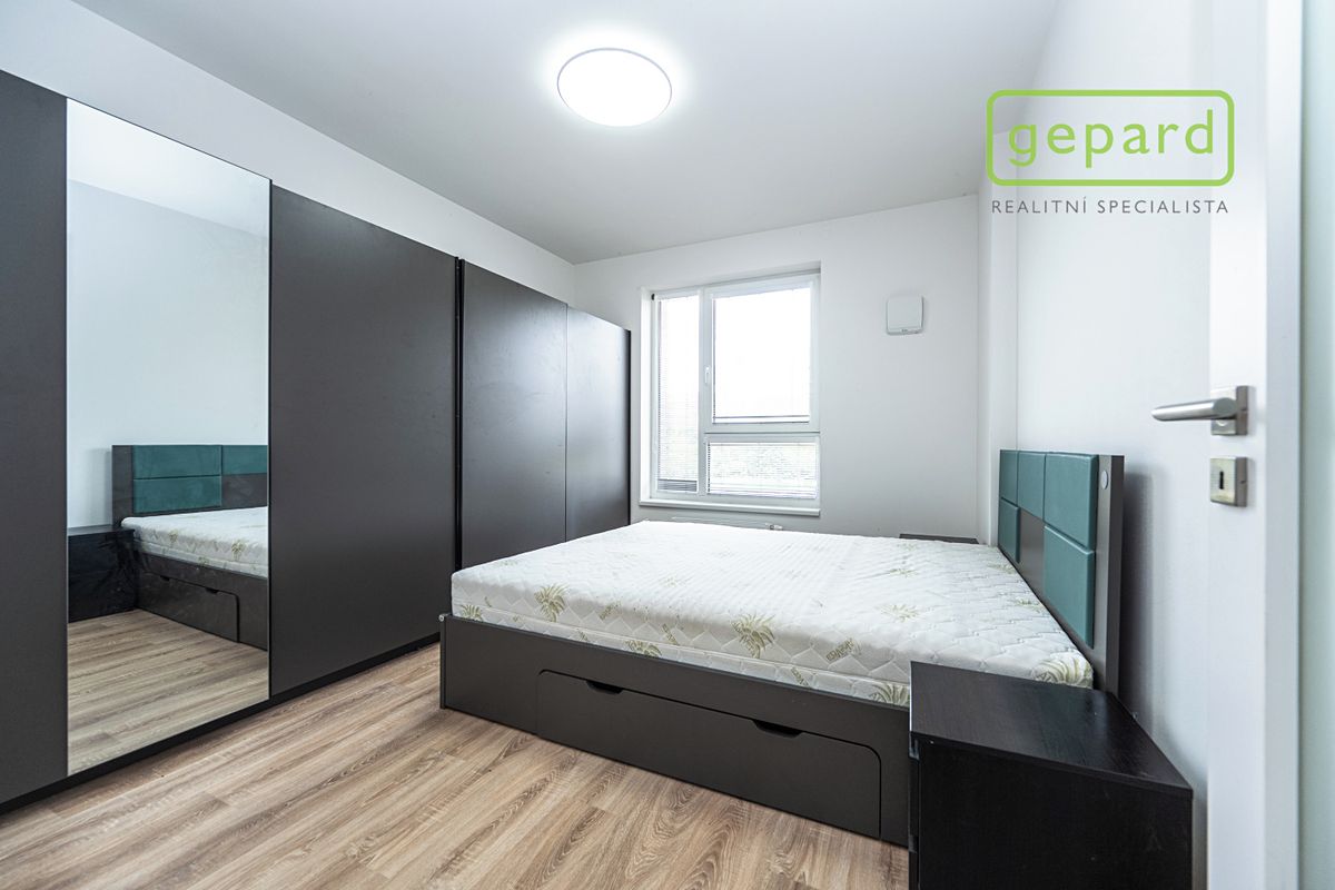 Pronájem bytu 2+kk 44 m² – fotografie 5