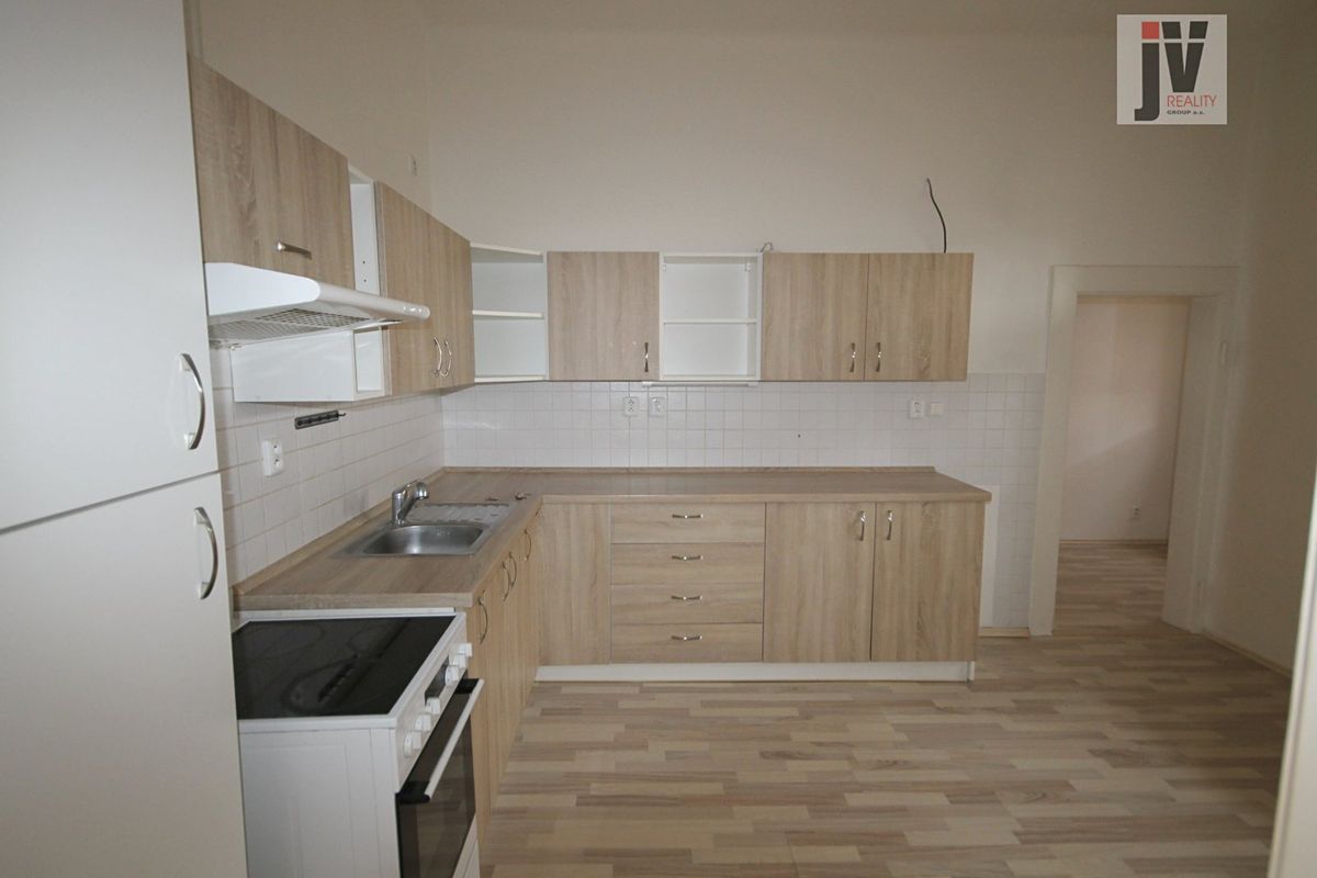 Pronájem bytu 2+1 65 m² – fotografie 2