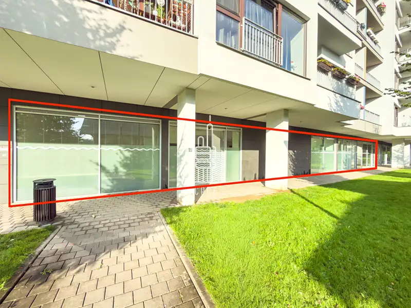 Pronájem obchodního prostoru 151 m², Praha – náhled fotky 1