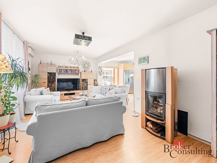 Prodej domu, 322 m² (9 z 49)