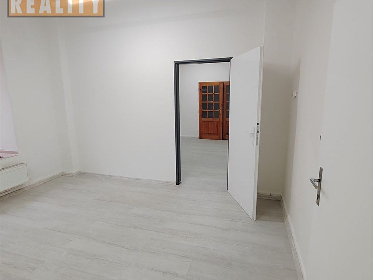 Комерційне приміщення в оренду, 31 м² (10 з 22)