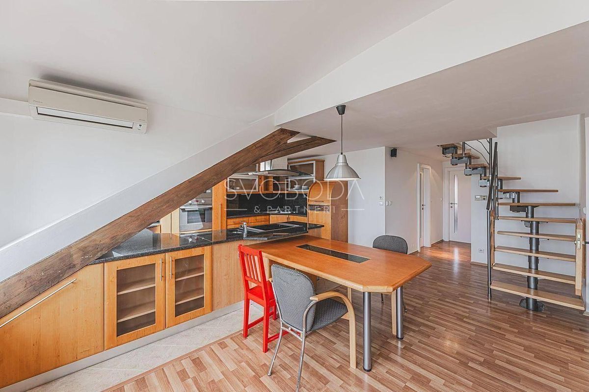 Pronájem bytu 3+kk 107 m² – fotografie 4