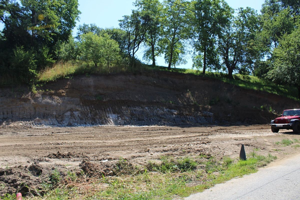 Prodej stavebního pozemku 1130 m² – fotografie 2