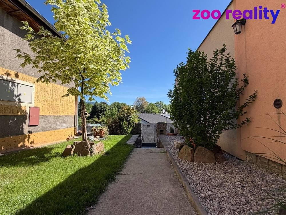 Prodej rodinného domu 230 m², pozemek 527 m² – fotografie 4