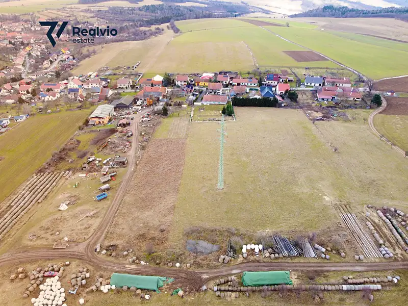 Prodej pole 4423 m², Deblín – náhled fotky 3