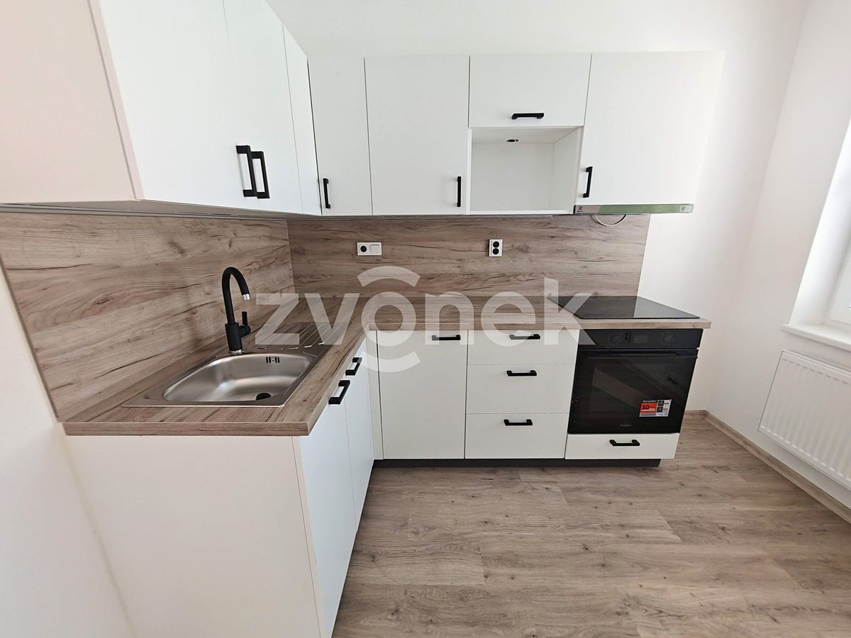 Pronájem bytu 2+kk 45 m² – fotografie 4