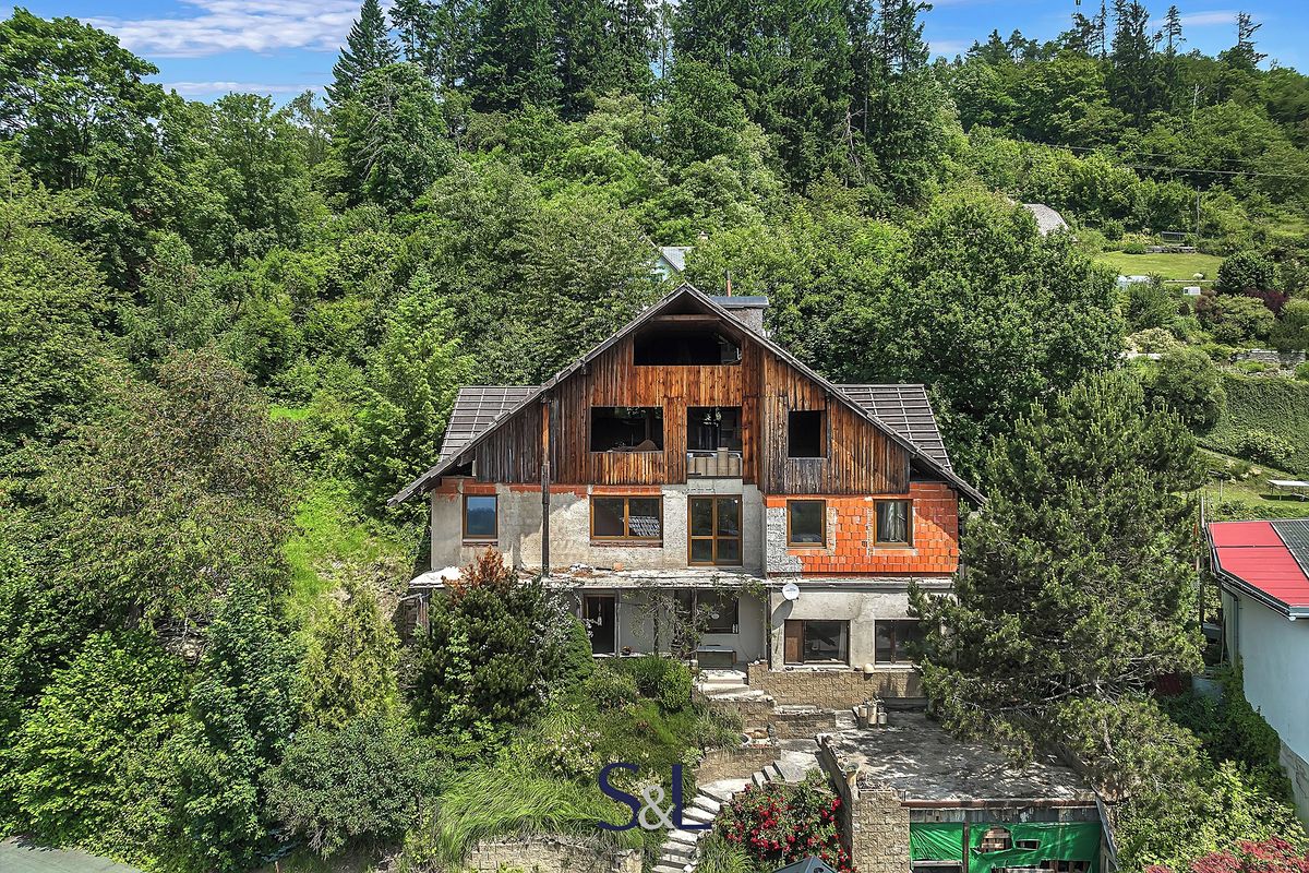 Prodej rodinného domu 528 m², pozemek 1508 m²