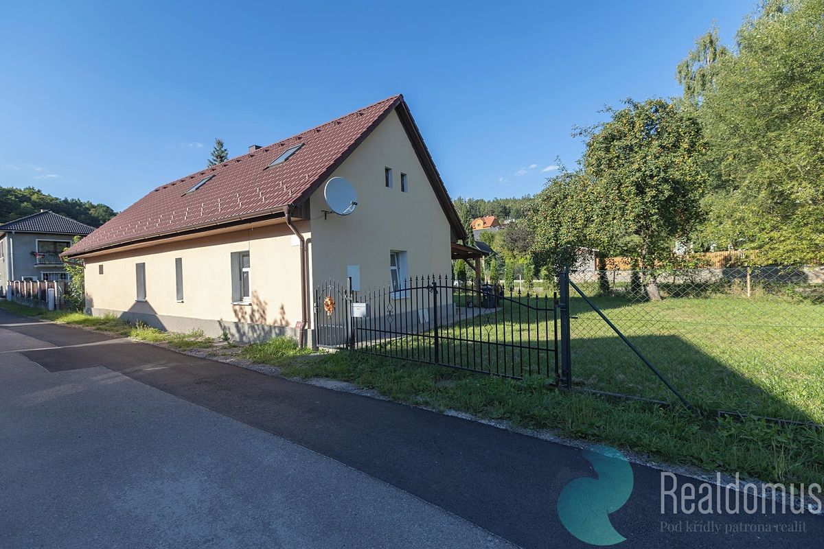 Prodej rodinného domu 143 m², pozemek 477 m²