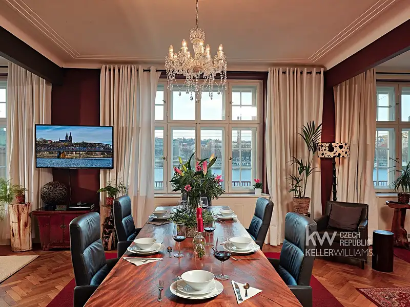 Pronájem bytu 4+kk 190 m², Praha – náhled fotky 3
