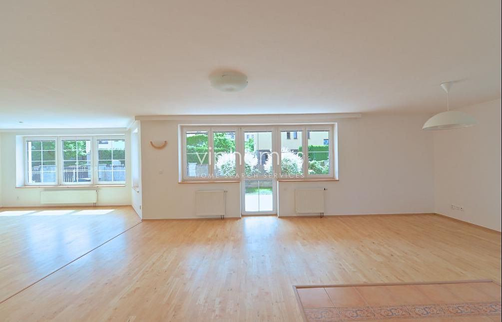 Pronájem vily 500 m², pozemek 800 m² – fotografie 5