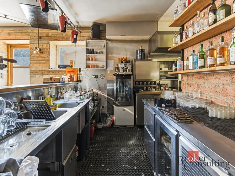 Prodej komerčního prostoru, 160 m² (7 z 17)