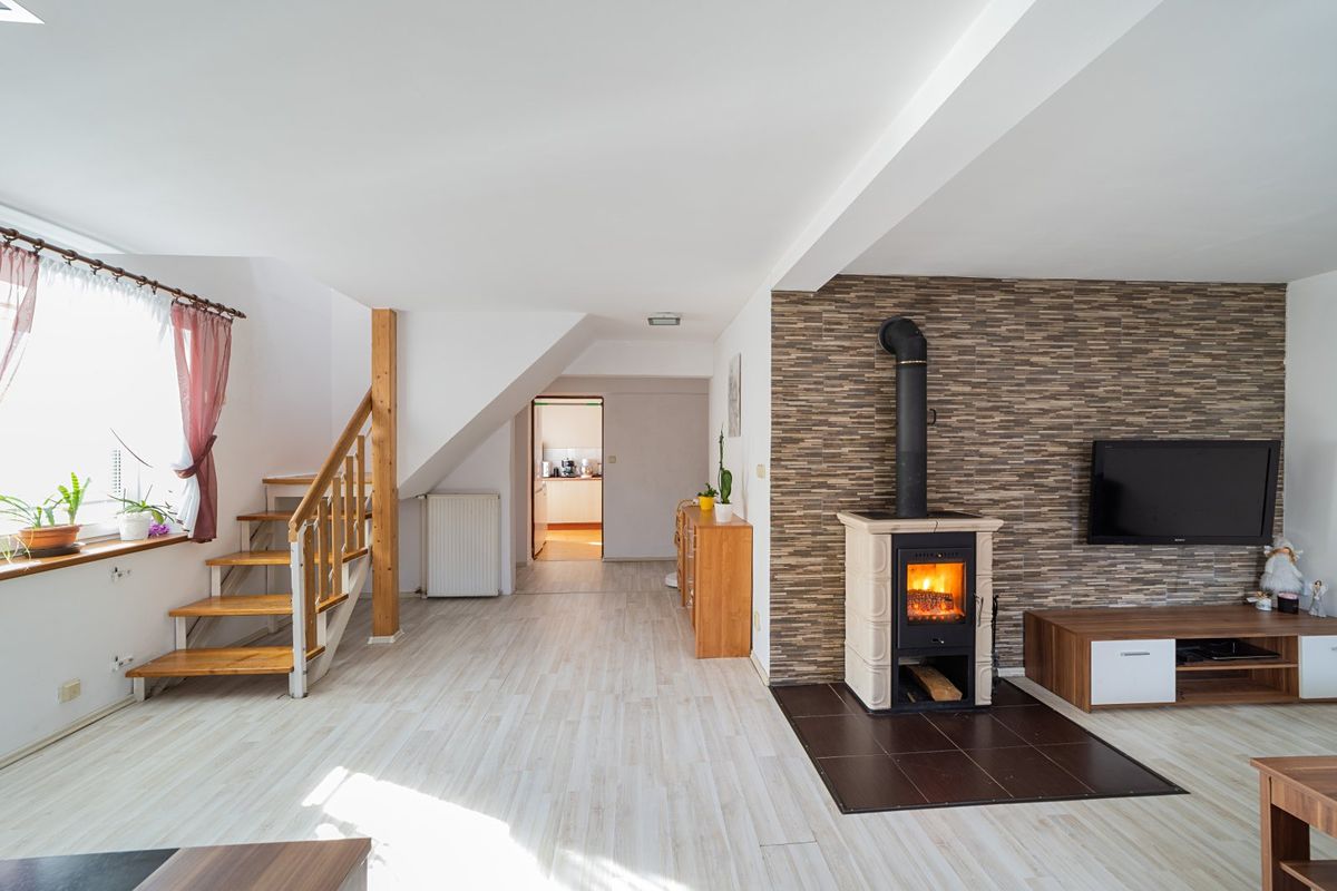 Prodej rodinného domu 113 m², pozemek 767 m² – fotografie 2