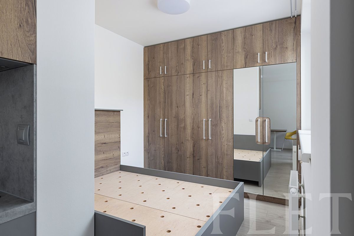 Pronájem bytu 1+kk 38 m² – fotografie 2