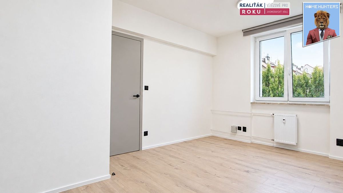 Pronájem bytu 3+kk 56 m² – fotografie 2