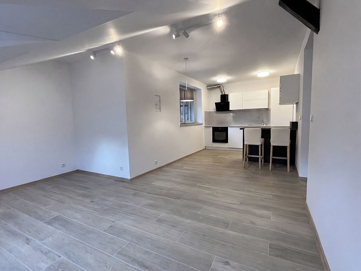 Pronájem bytu 3+kk 78 m²
