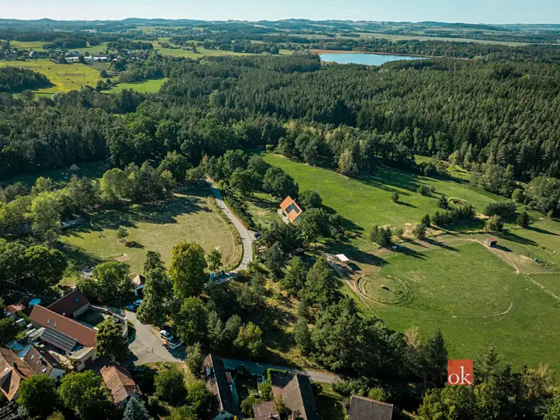 Prodej stavebního pozemku 2135 m², Kadov – náhled fotky 3