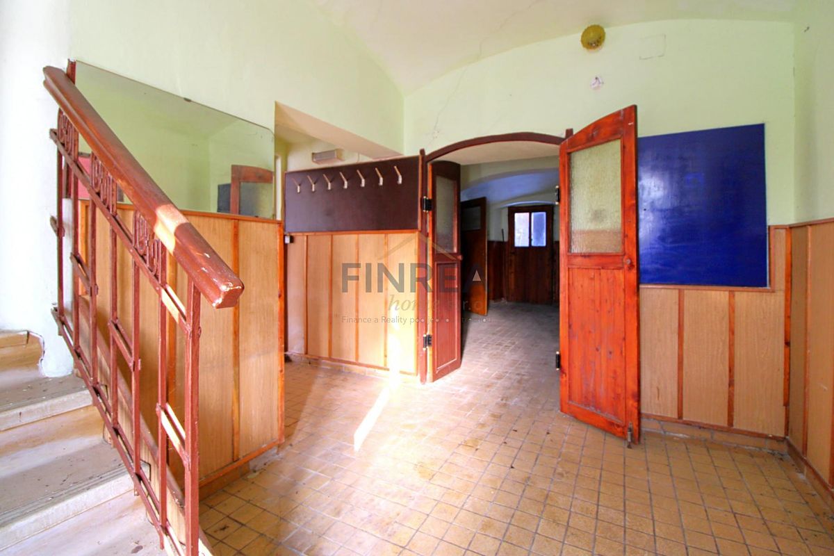Prodej rodinného domu 520 m², pozemek 2690 m² – fotografie 5