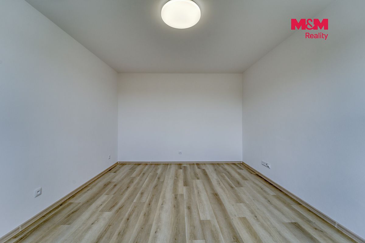 Pronájem bytu 1+1 37 m² – fotografie 5