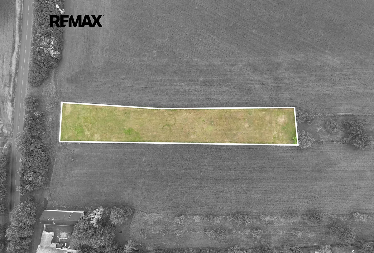 Prodej pozemku 3211 m²