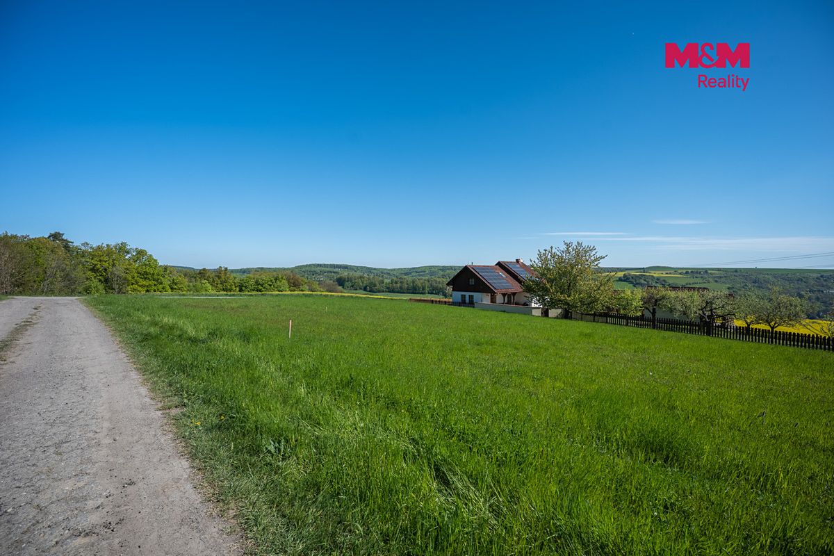 Prodej stavebního pozemku 1400 m² – fotografie 2