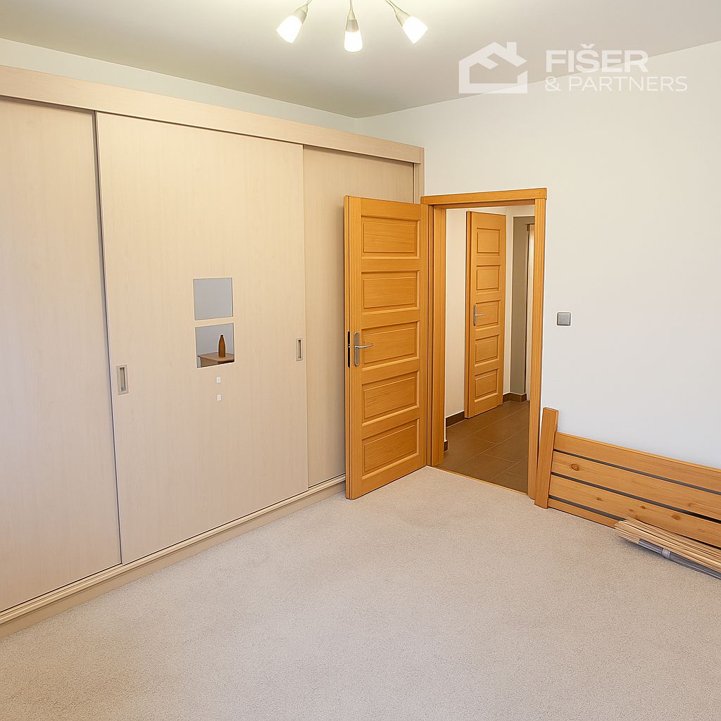 Pronájem bytu 3+1 72 m² – fotografie 4
