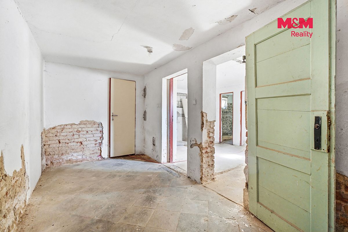 Prodej rodinného domu 620 m², pozemek 4937 m² – fotografie 4