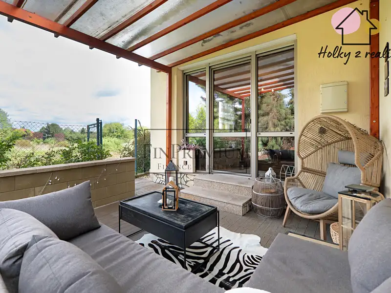 Prodej rodinného domu 354 m², pozemek 899 m², Praha – náhled fotky 3