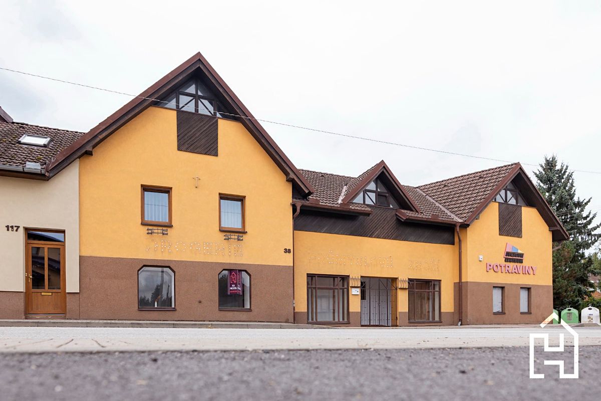 Prodej komerční nemovitosti 312 m² – fotografie 2