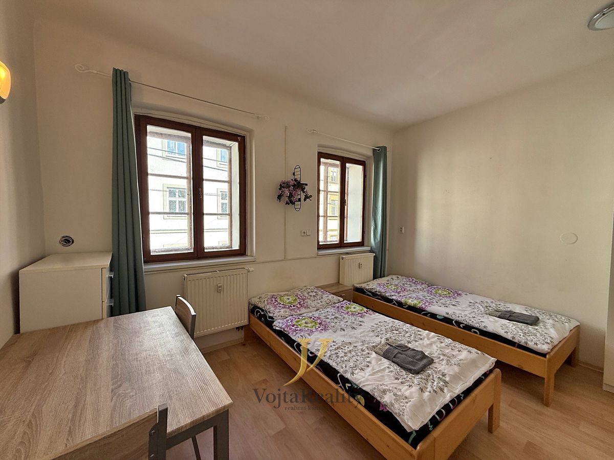 Pronájem bytu 1+kk 20 m² – fotografie 3