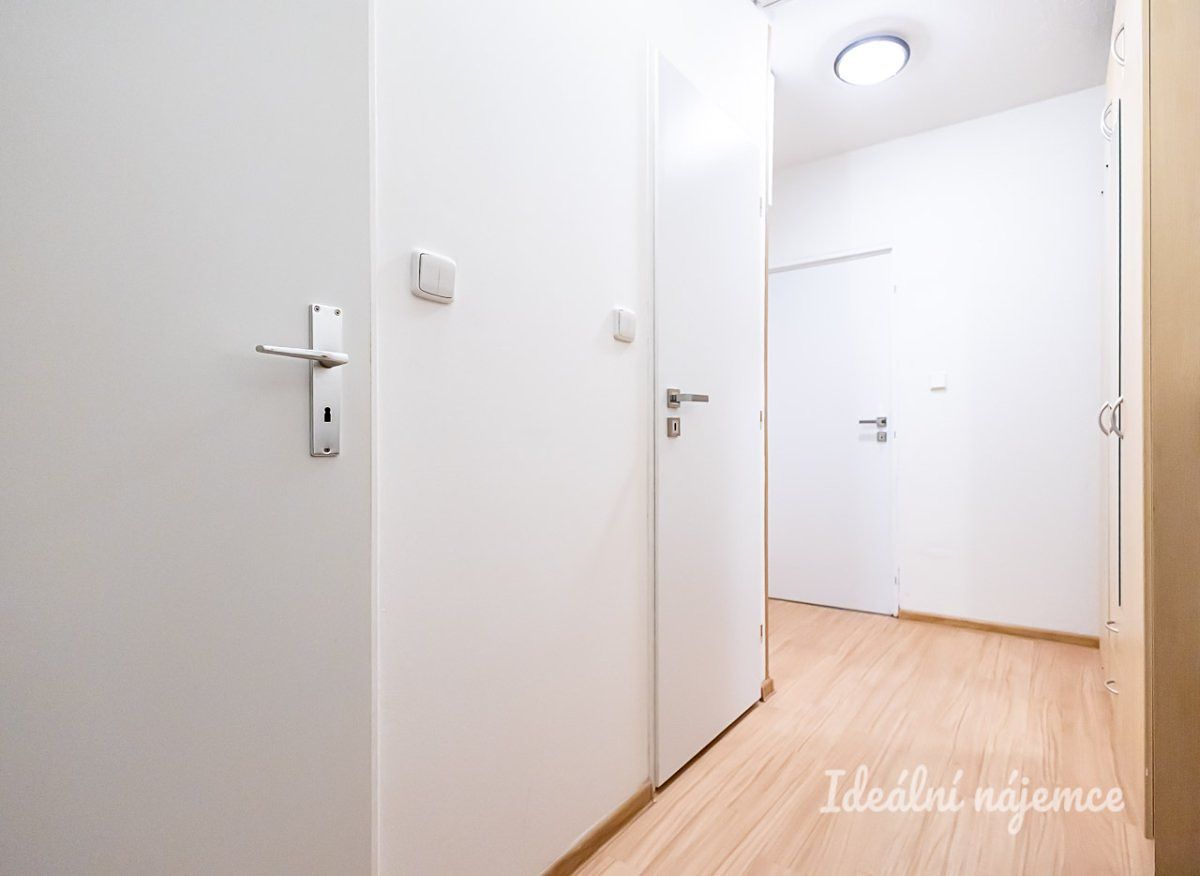 Pronájem bytu 2+kk 43 m²