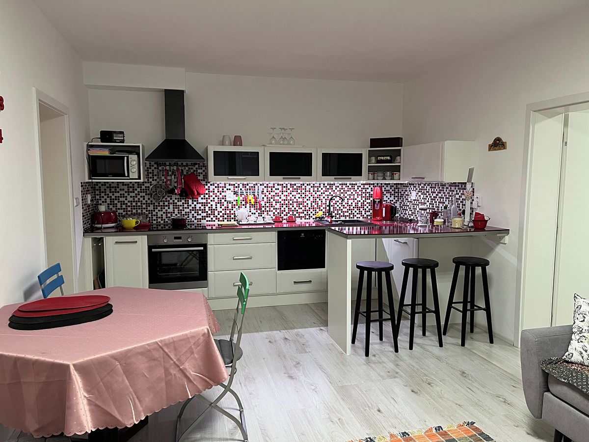 Pronájem bytu 2+kk 73 m²