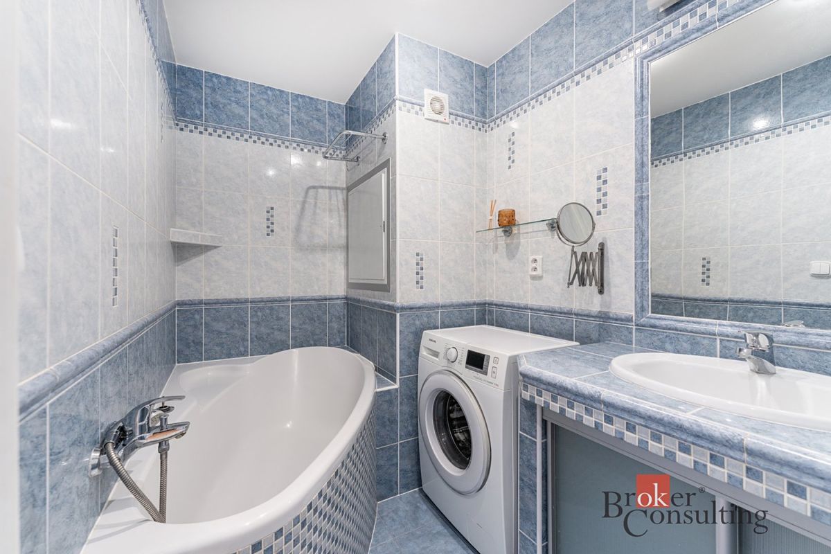 Pronájem bytu 3+kk 74 m² – fotografie 2