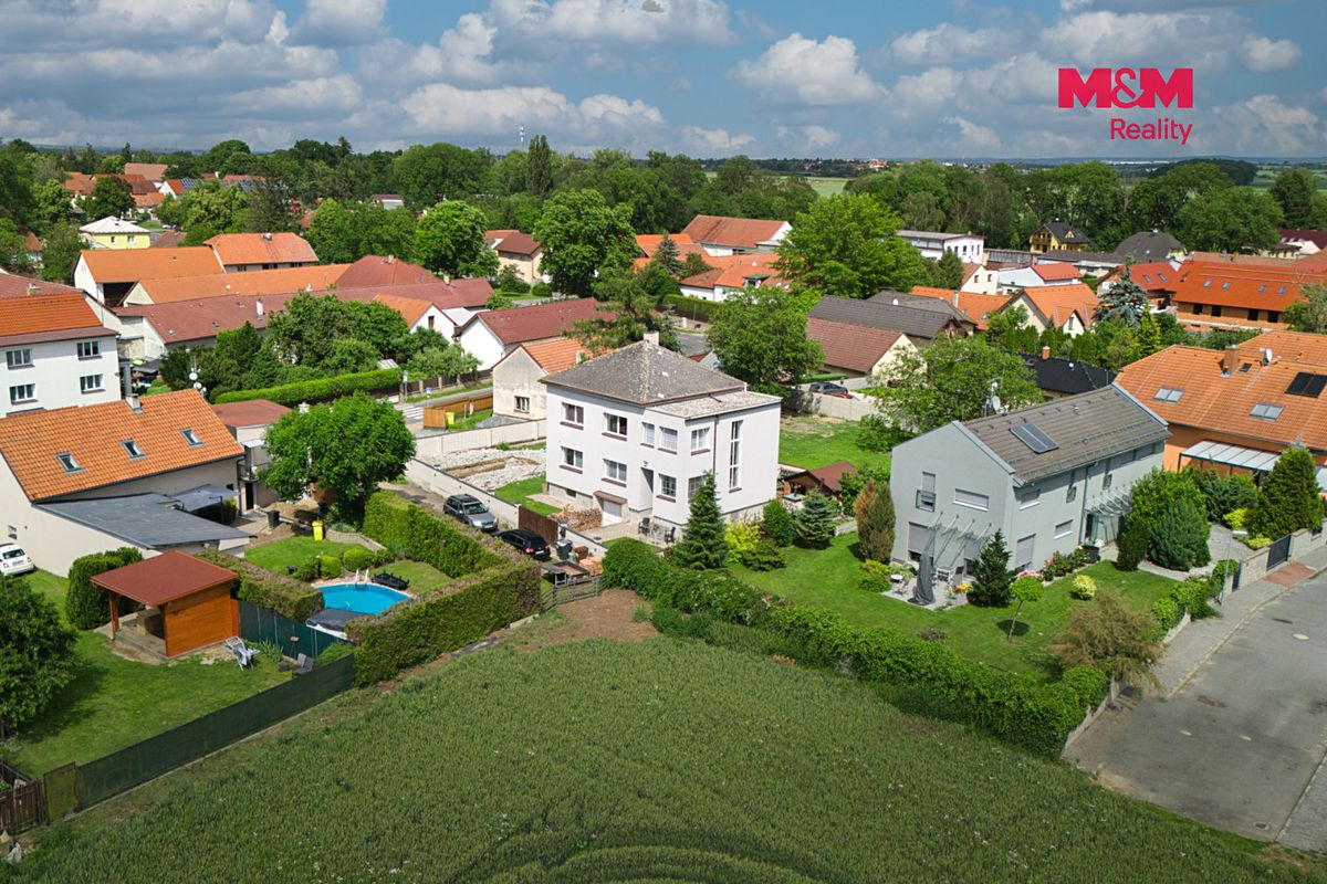 Prodej rodinného domu 120 m², pozemek 571 m² – fotografie 2
