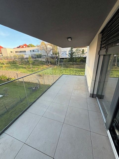 Pronájem bytu 2+kk 70 m² – fotografie 2