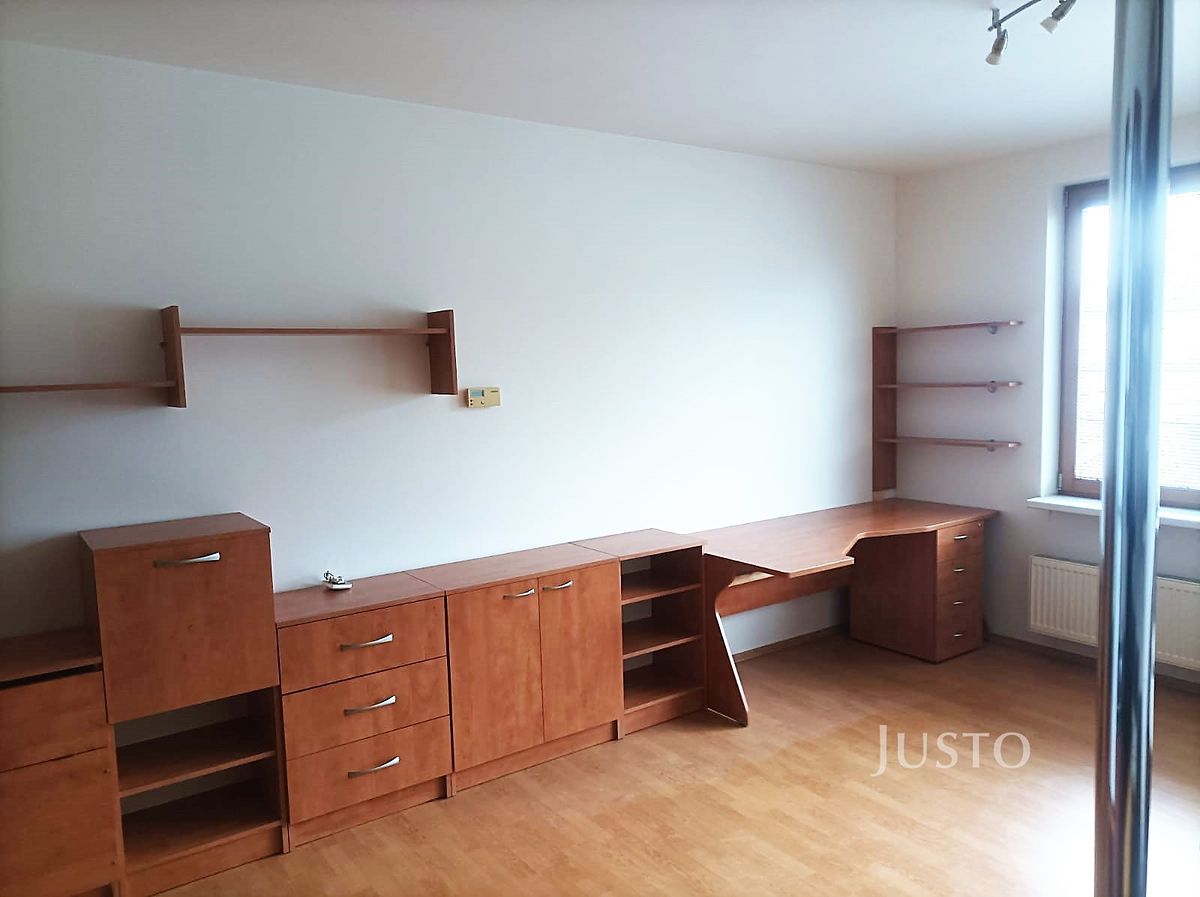 Pronájem bytu 1+kk 38 m² – fotografie 3