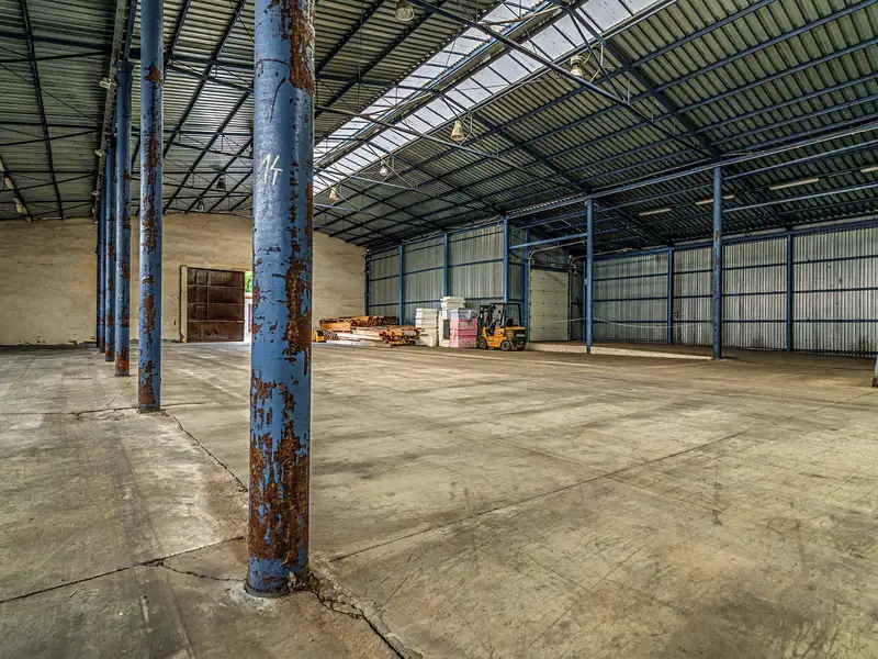 Pronájem skladového prostoru 1450 m², Rakovník – náhled fotky 3