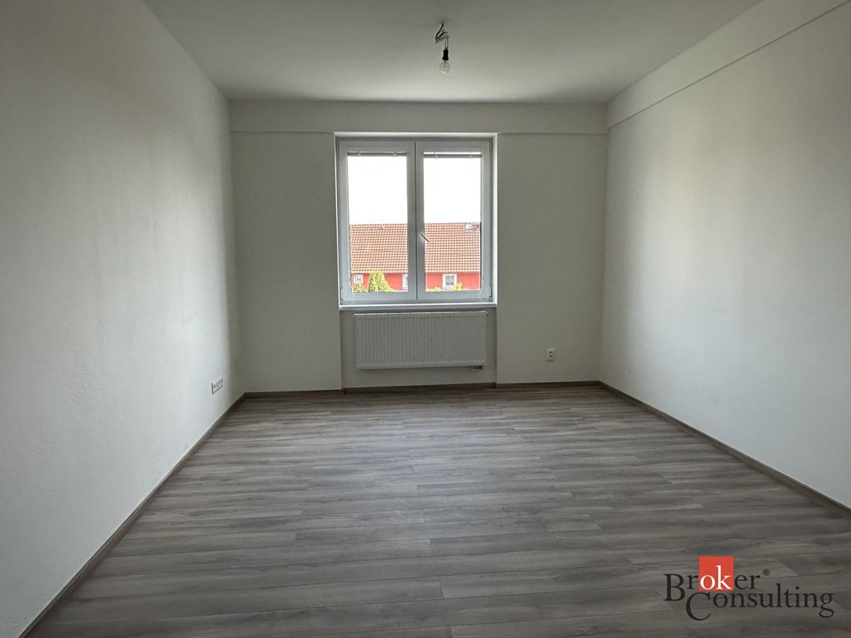 Pronájem bytu 3+kk 75 m² – fotografie 4