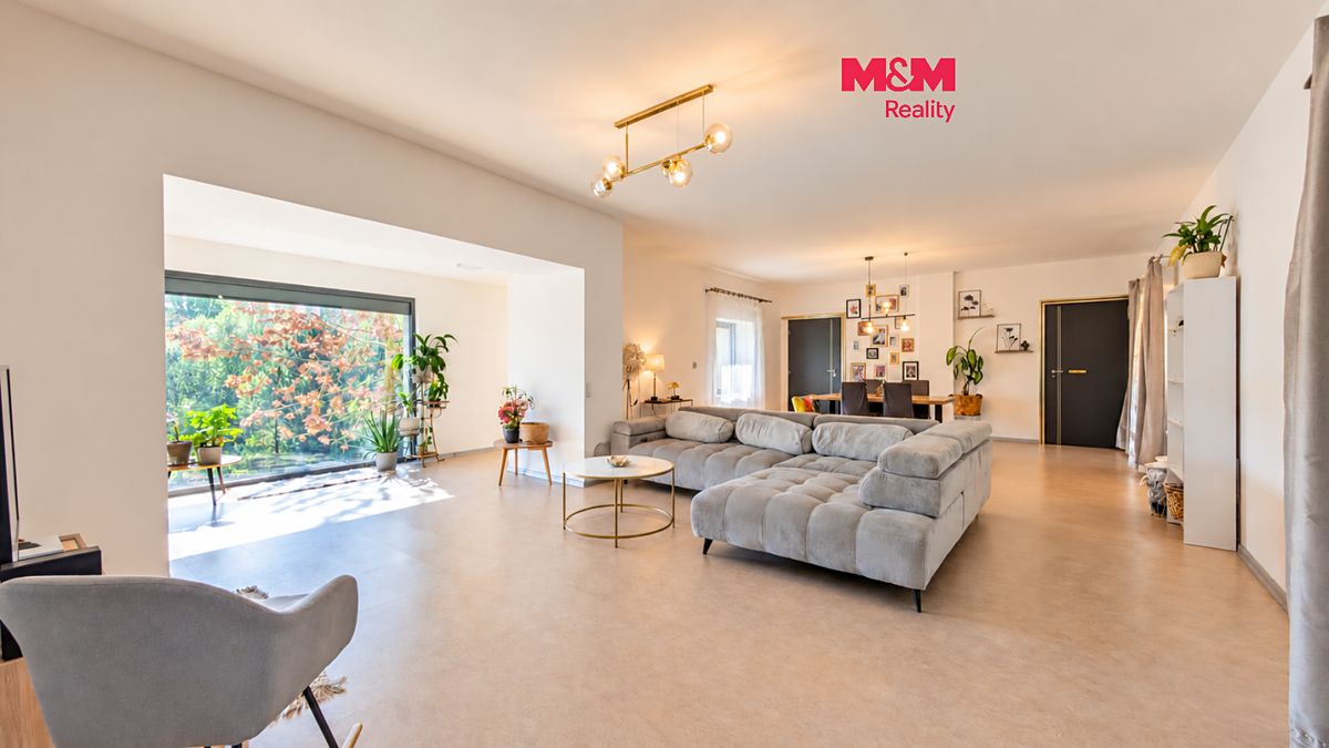 Prodej rodinného domu 165 m², pozemek 3500 m²