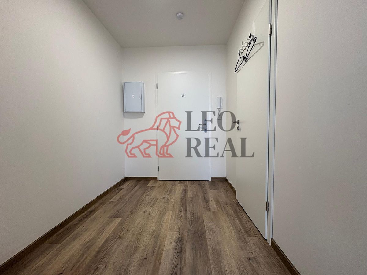 Pronájem bytu 1+kk 33 m² – fotografie 5