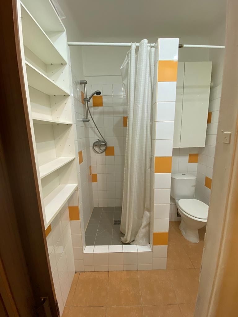 Pronájem bytu 1+kk 28 m² – fotografie 2