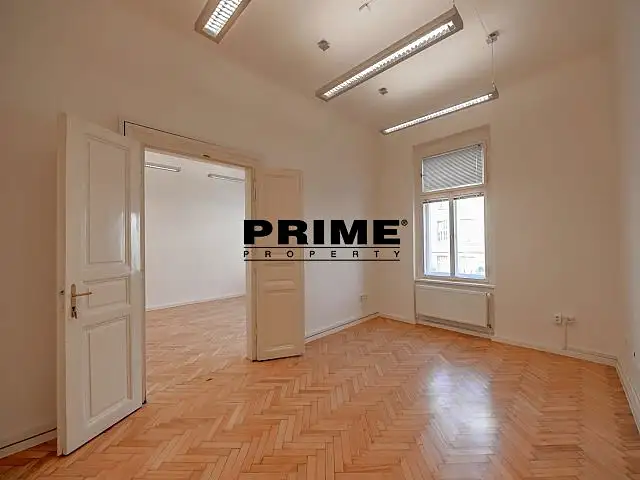 Pronájem kanceláře 104 m², Praha – náhled fotky 3